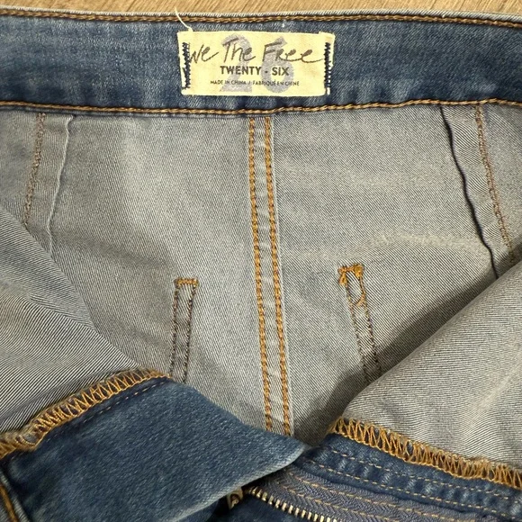 FREE PEOPLE Flare Jeans - Picture 3 of 5